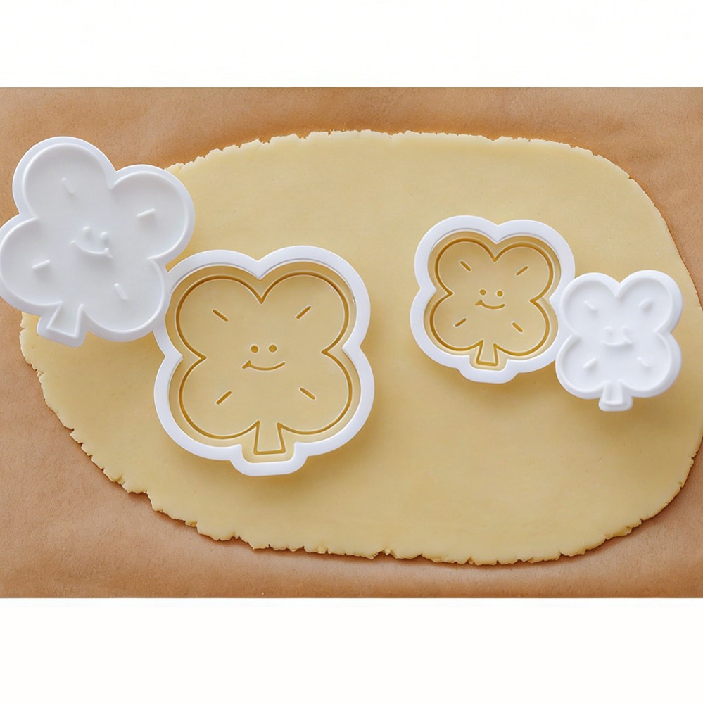 Lucky Four-Leaf Clover Cookie  - Kitchen Appliances For Baking ulasan dan harga