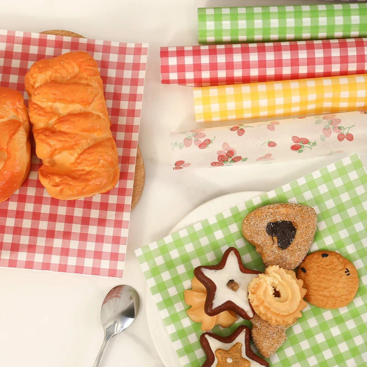 50Pcs Oilproof Wrapping Paper  - Kitchen Baking Gifts ulasan dan harga